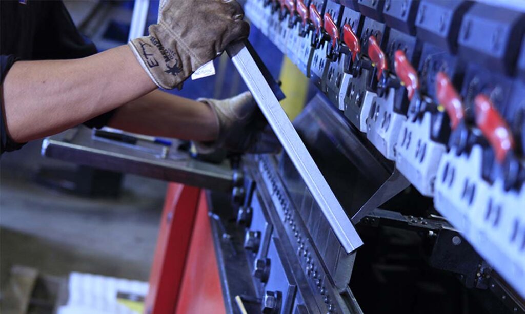 خم کاری ورق